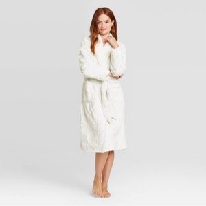 USED Target Stars Above Cozy Faux Fur Robe XS/S